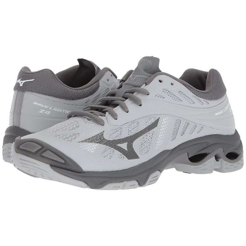 Mizuno Wave Lightning Z4
