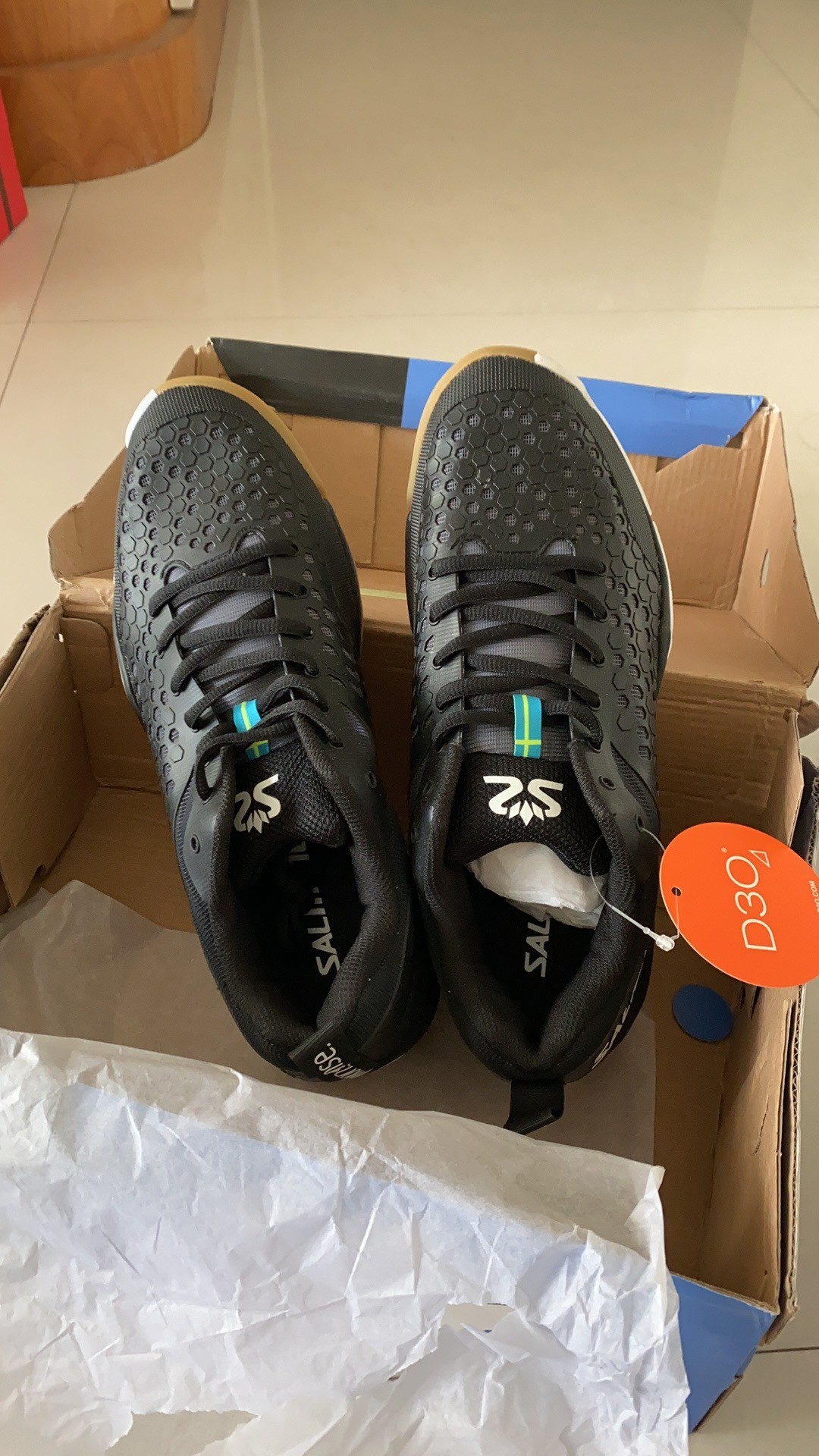 Salming Mens Eagle Indoor Court Shoes - White/Red