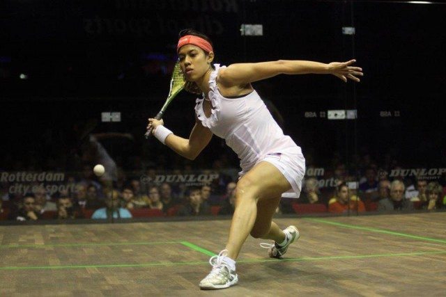 nicol-david-lunge